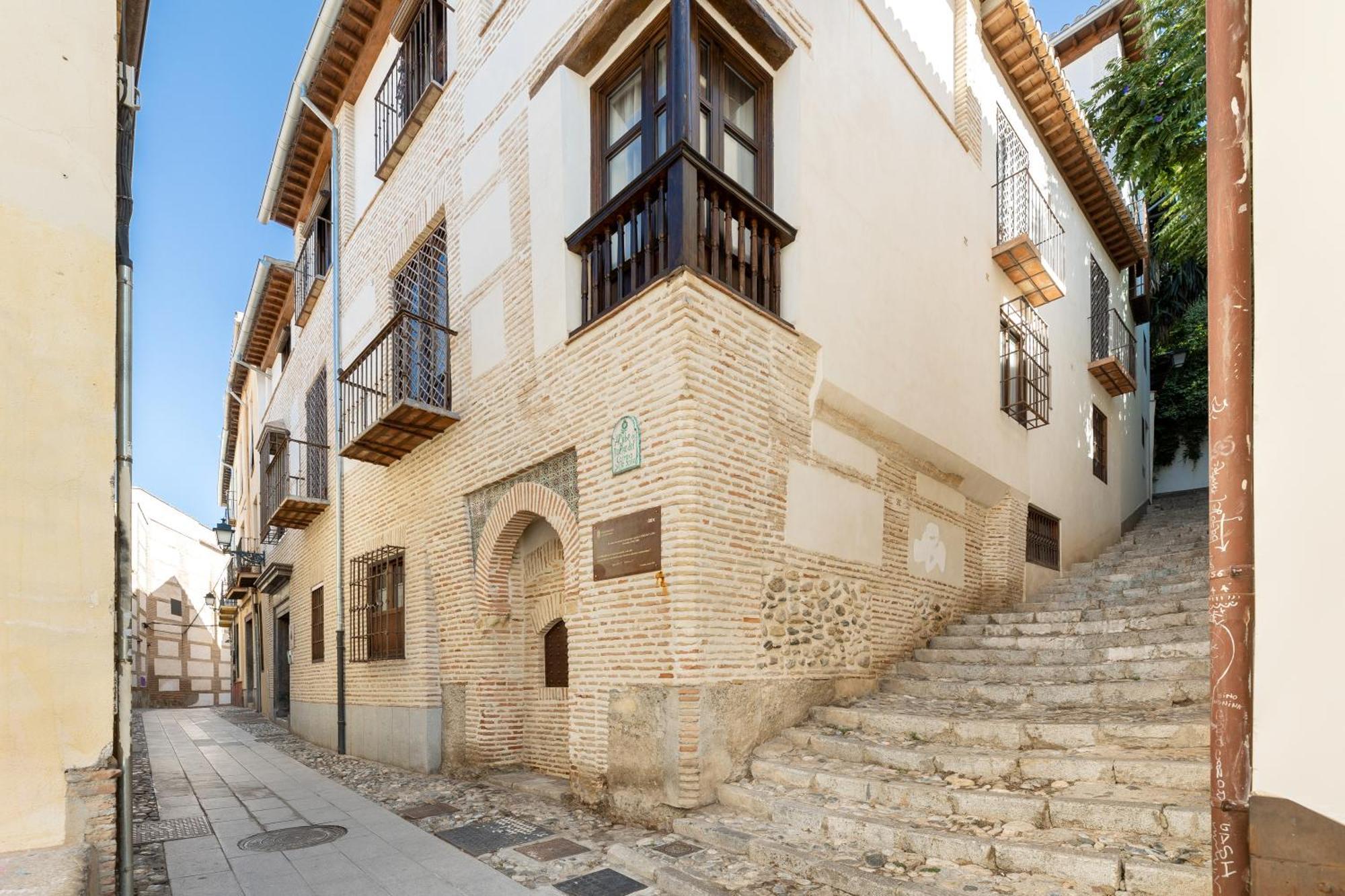 Apartamentos En Pleno Centro, Aljibe Rodrigo Del Campo 2B Granada Eksteriør billede